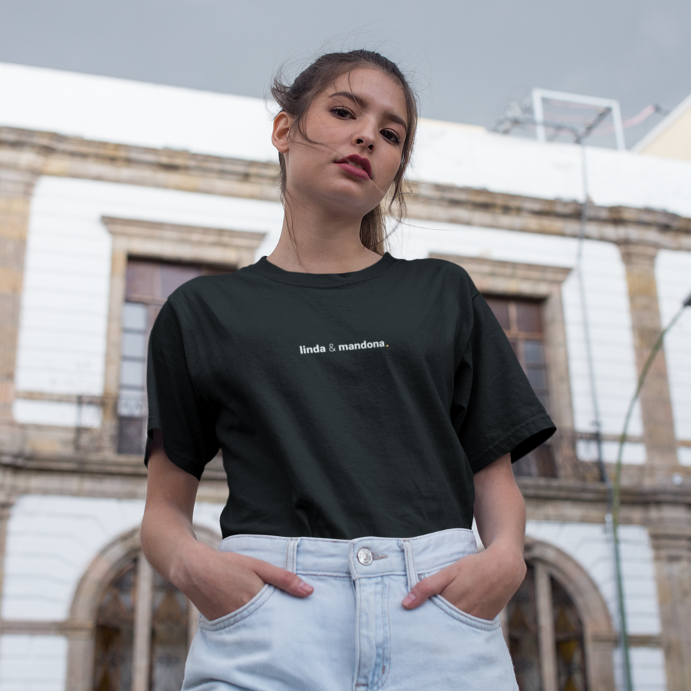 camiseta feminina linda e mandona