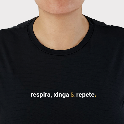 camiseta feminina dry fit respira, xinga e repete
