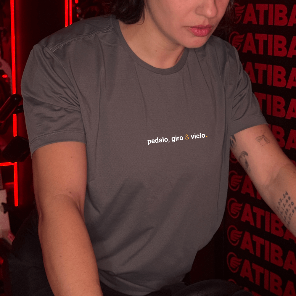 camiseta feminina dry fit pedalo, giro & vicio
